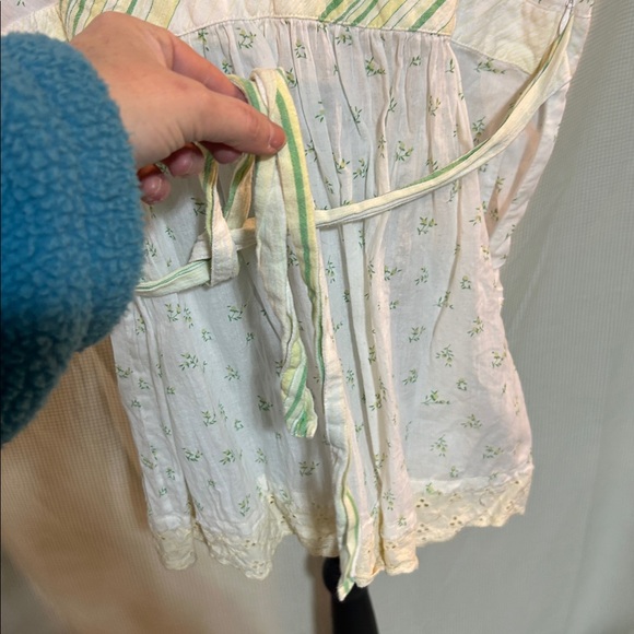 Vintage Free People White and Green Striped Blouse-size XS-S-Flaw - Picture 6 of 8